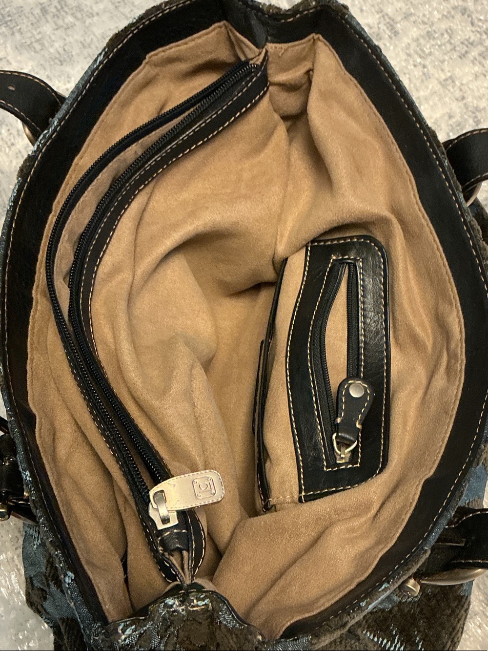 Liz Claiborne Brown and Teal Damask Shoulder Bag - Picture 9 of 11
